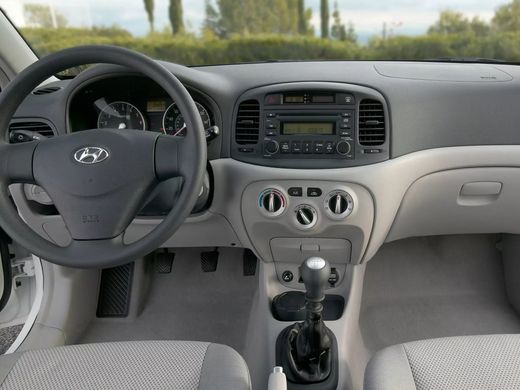 Рамка перехідна з кишенею Metra Hyundai Accent 2006-2012