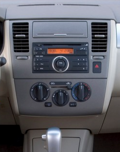 Рамка переходная с карманом ACV Nissan Tiida 2004-2011